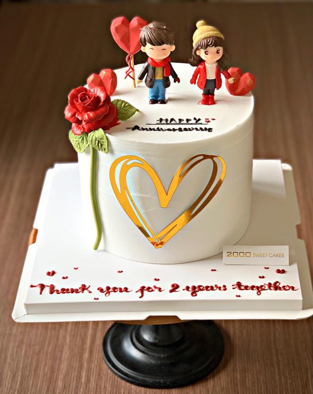 Hình ảnh Chiếc bánh kem mừng kỷ niệm 2 năm yêu nhau - Hương vị ngọt ngào của tình yêu đôi lứa